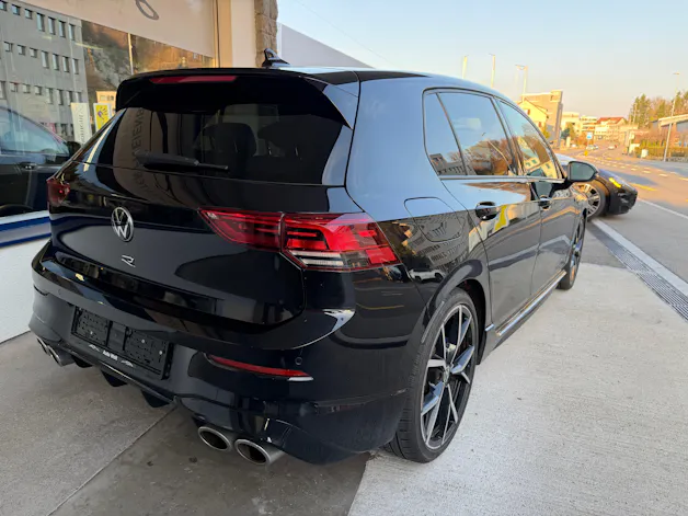VW Golf 2.0 TSI R DSG 4Motion