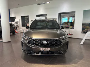Ford Kuga 2.5 FHEV Sound Edition 4WD