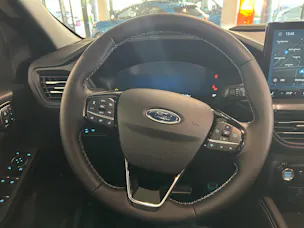 Ford Kuga 2.5 FHEV Sound Edition 4WD