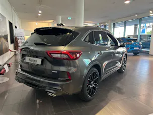 Ford Kuga 2.5 FHEV Sound Edition 4WD