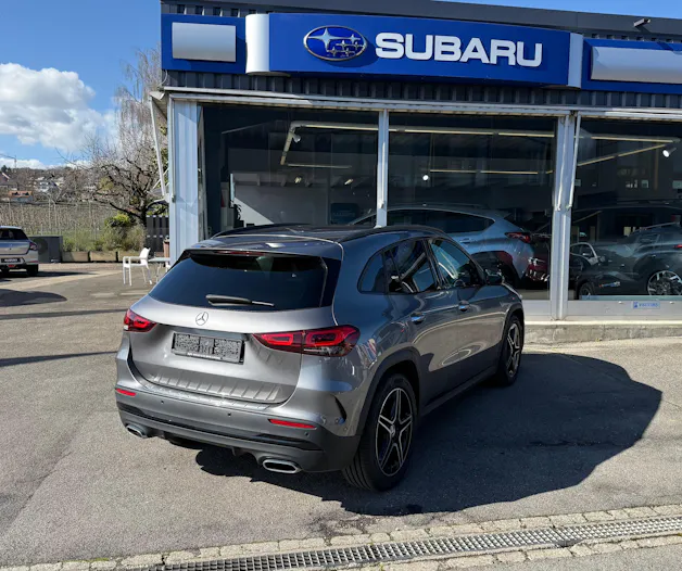 Mercedes-Benz GLA 250 4Matic AMG Line 8G-DCT