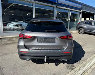 Mercedes-Benz GLA 250 4Matic AMG Line 8G-DCT