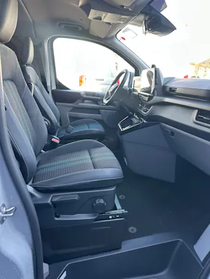 Ford Tourneo Custom 320 L1 2.0 EcoBl Sport/170CV/Aut.4x4