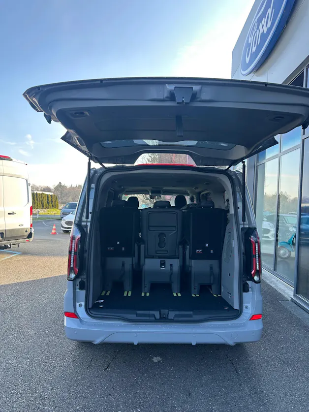 Ford Tourneo Custom 320 L1 2.0 EcoBl Sport/170CV/Aut.4x4