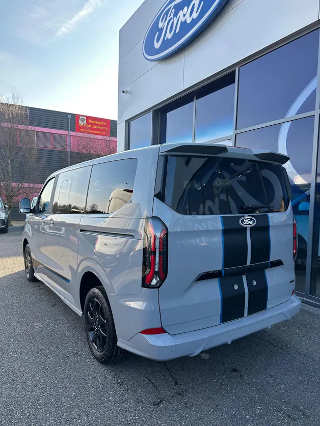 Ford Tourneo Custom 320 L1 2.0 EcoBl Sport/170CV/Aut.4x4