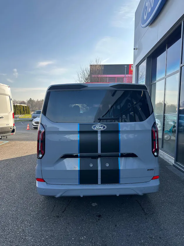 Ford Tourneo Custom 320 L1 2.0 EcoBl Sport/170CV/Aut.4x4
