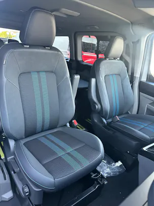Ford Tourneo Custom 320 L1 2.0 EcoBl Sport/170CV/Aut.4x4