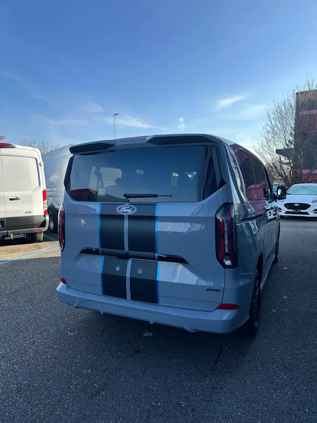 Ford Tourneo Custom 320 L1 2.0 EcoBl Sport/170CV/Aut.4x4