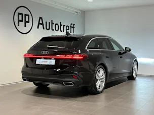 Audi A5 Avant e-hybrid quattro Attraction 220 kW S tronic