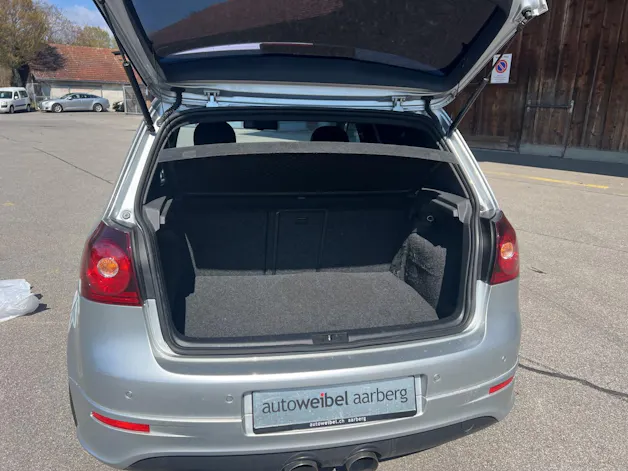 VW Golf R32 4Motion