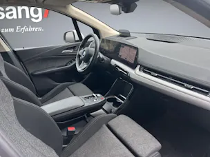 BMW 223d Active Tourer xDrive DKG