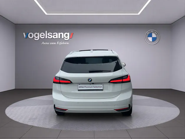 BMW 223d Active Tourer xDrive DKG