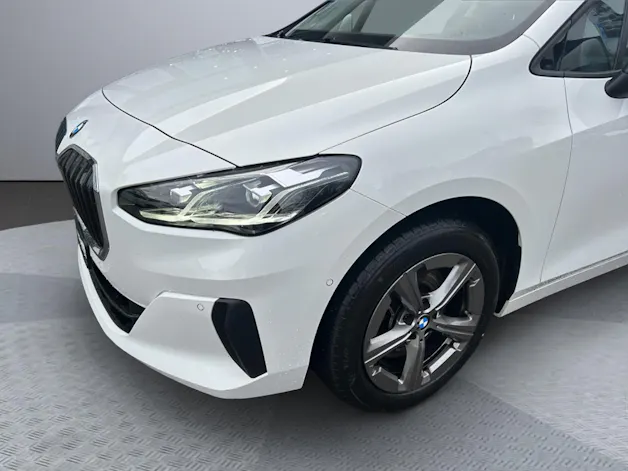 BMW 223d Active Tourer xDrive DKG