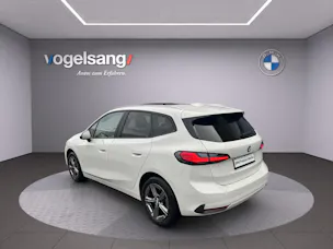 BMW 223d Active Tourer xDrive DKG