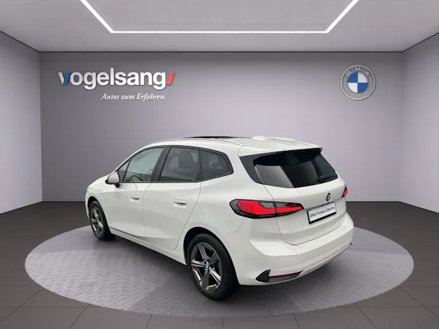 BMW 223d Active Tourer xDrive DKG