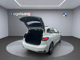 BMW 223d Active Tourer xDrive DKG