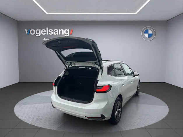 BMW 223d Active Tourer xDrive DKG