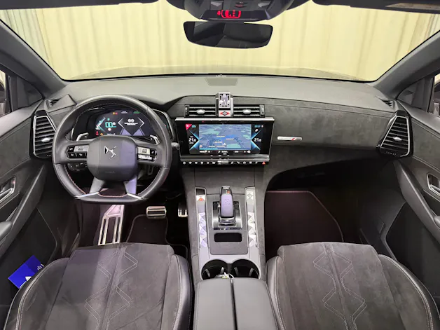 DS Automobiles AUTOMOBILES DS 7 Crossback E-Tense 300 Performance Line