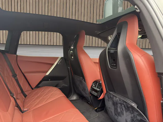 BMW iX M60