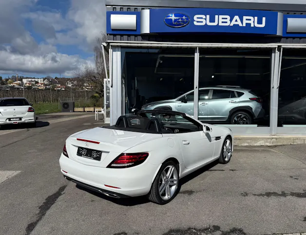 Mercedes-Benz SLC 200 9G-Tronic