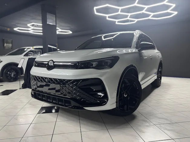 VW Tiguan 2.0TSI DSG R-Li 4M