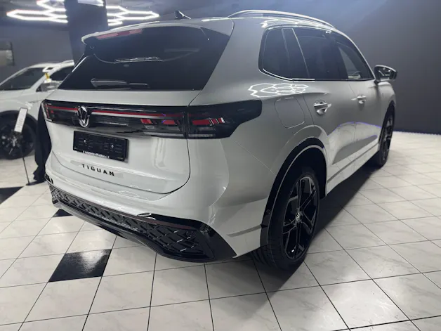 VW Tiguan 2.0TSI DSG R-Li 4M