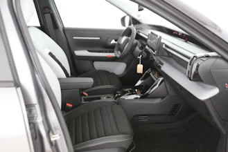 https://vehicle.imgix.net/4239989/017ebe12-ff98-4c26-9e64-68c174bb4ad0.jpg