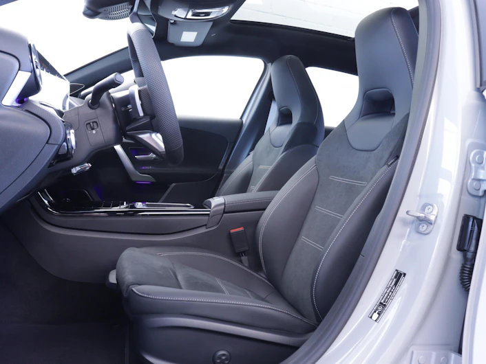 Fahrzeugbild MERCEDES-BENZ A 200