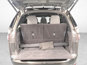 image du véhicule LAND ROVER Discovery 3.0 D I6 350 Dynamic HSE