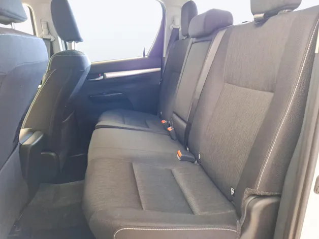 Toyota Hilux Double Cab.-Pick-up 2.8 D-4D 204 Style