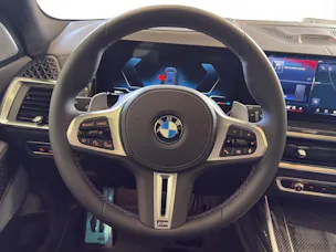 BMW X7 M60i