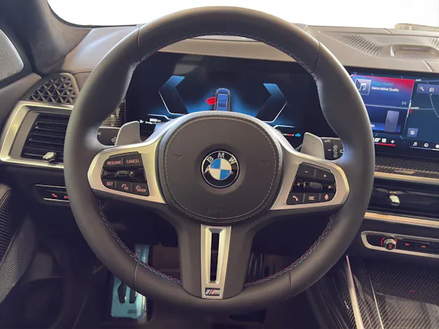 BMW X7 M60i