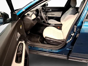 Fahrzeugbild FIAT 600 1.2 Hybrid 145 La Prima