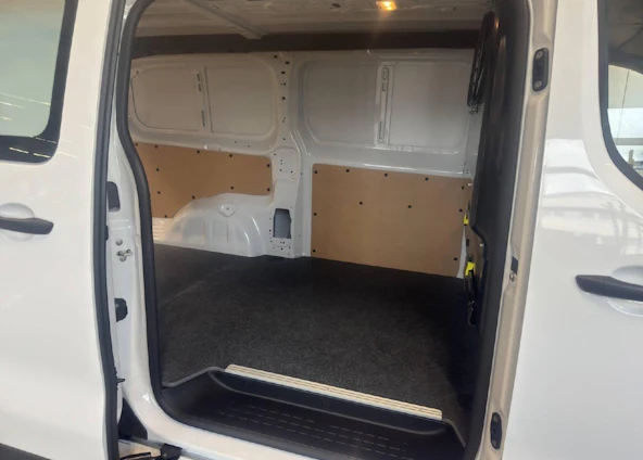 image du véhicule 9 image du véhicule 9