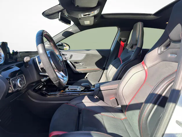 MERCEDES-BENZ A 35 AMG 4matic