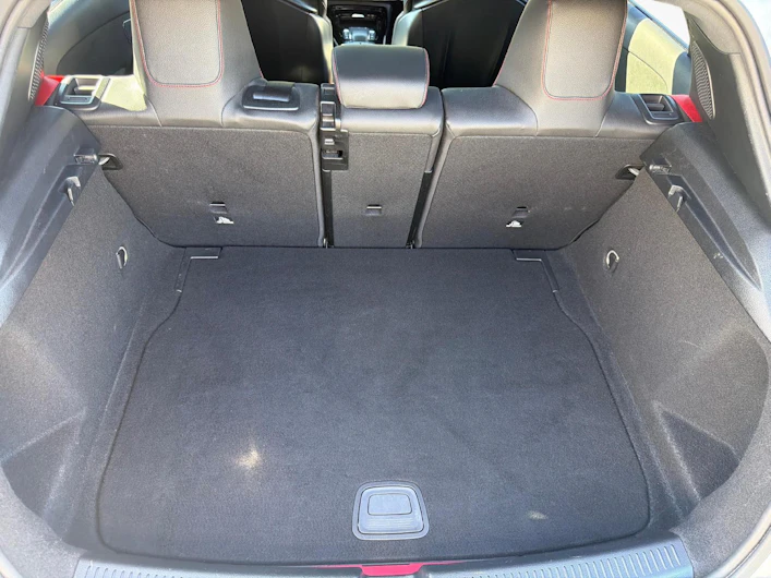 Fahrzeugbild MERCEDES-BENZ A 35 AMG