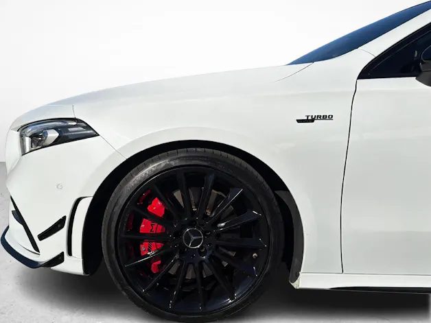 MERCEDES-BENZ A 35 AMG 4matic