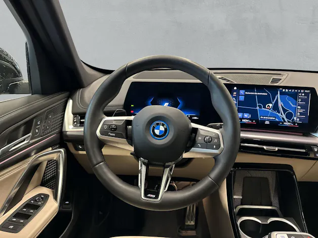 BMW iX1 30 M Sport xDrive U11 (CH) 📍