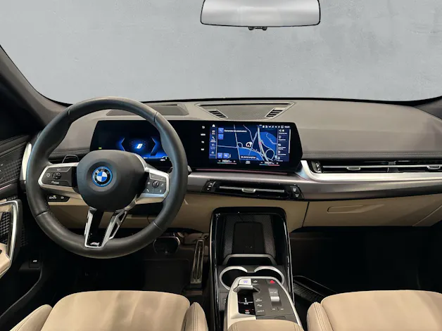 BMW iX1 30 M Sport xDrive U11 (CH) 📍
