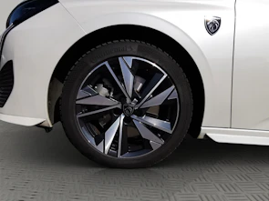 Fahrzeugbild PEUGEOT 308 1.6 PHEV 225 GT