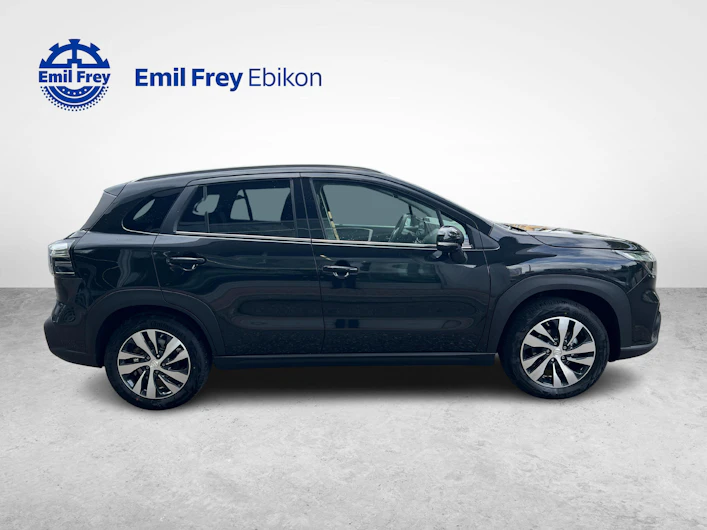 Fahrzeugbild SUZUKI S-CROSS
