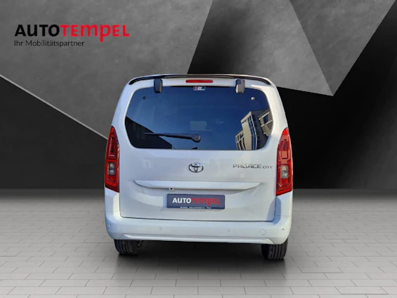 image du véhicule 7 image du véhicule 7