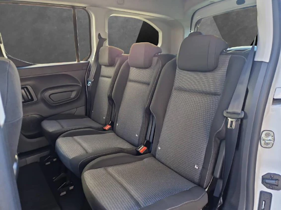 image du véhicule 11 image du véhicule 11