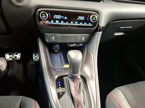 Fahrzeugbild TOYOTA Yaris 1.5 VVT-i HSD GR Sport