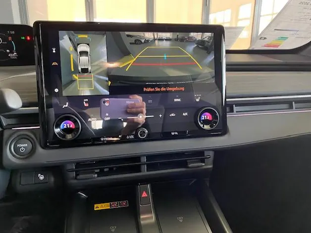 Toyota C-HR+ Premium AWD