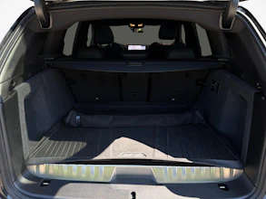 https://vehicle.imgix.net/4240268/5a47047f-4d24-4f2f-bd53-bdc98a859b96.jpg