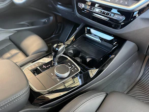 https://vehicle.imgix.net/4240268/b05554b0-b9bc-4418-8bae-cfc84b27d532.jpg