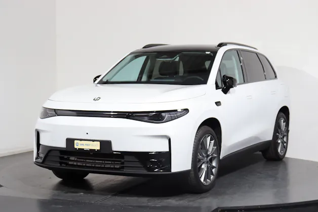 Leapmotor C10 1.5 REEV Design