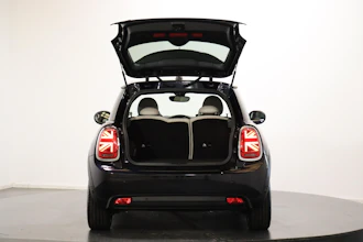 https://vehicle.imgix.net/4240316/0df9d0aa-c1d6-4792-9338-50c3b10e7e36.JPG