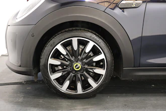 https://vehicle.imgix.net/4240316/26cea5cd-45e0-46e5-a27b-400b3602b44e.JPG
